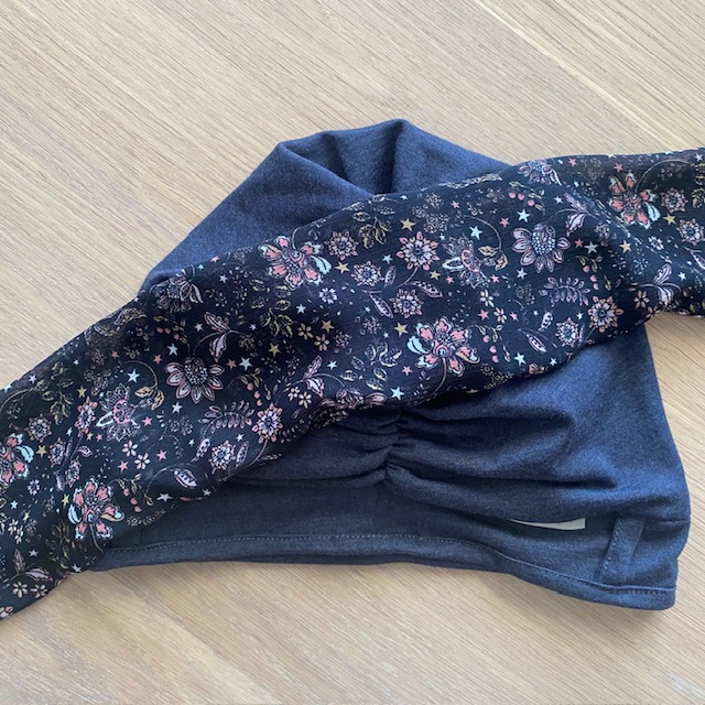 Charcoal-black-pink-flat